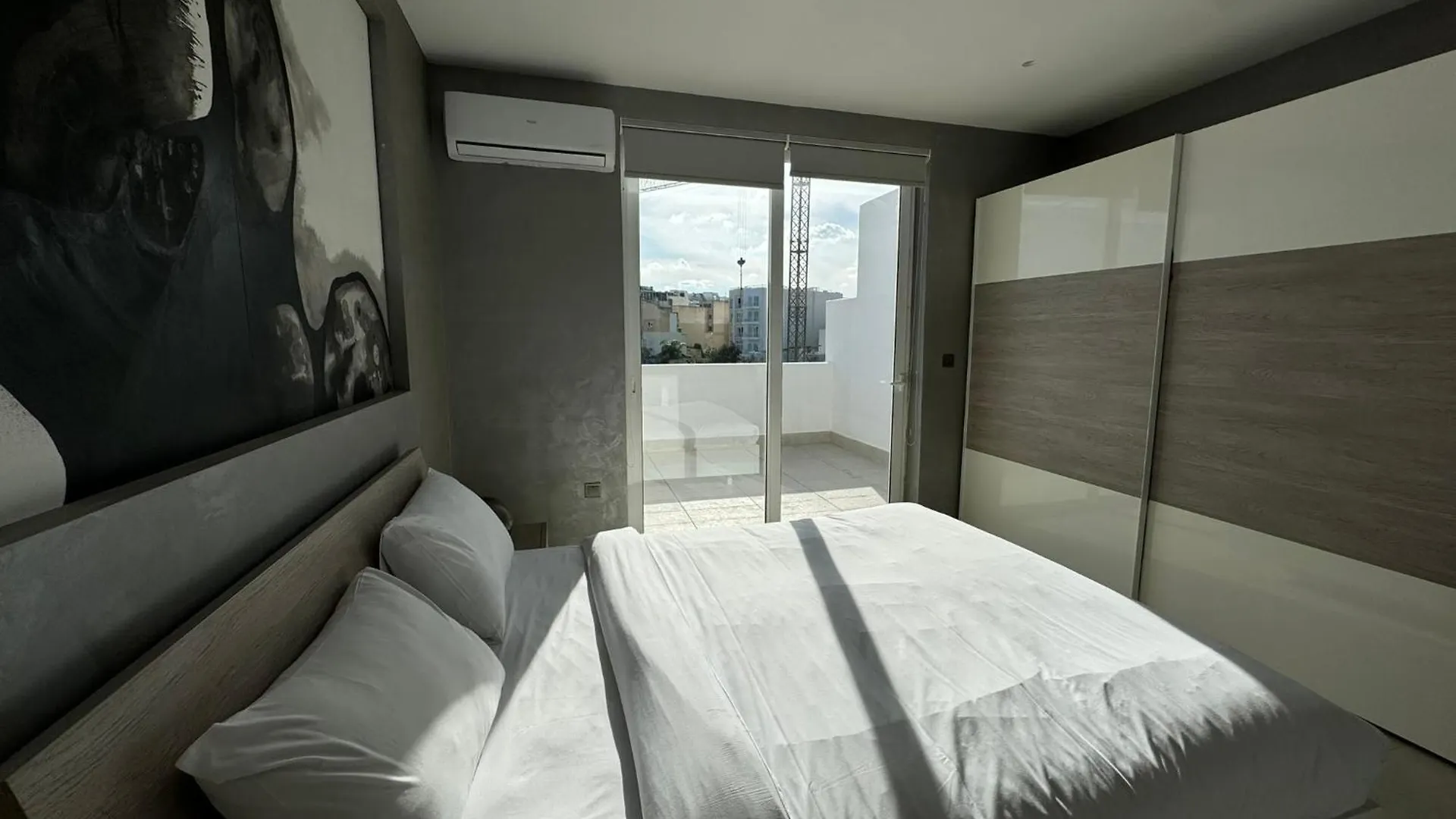 Giuliani Seafront Penthouse 16 Apartment Saint Julian's