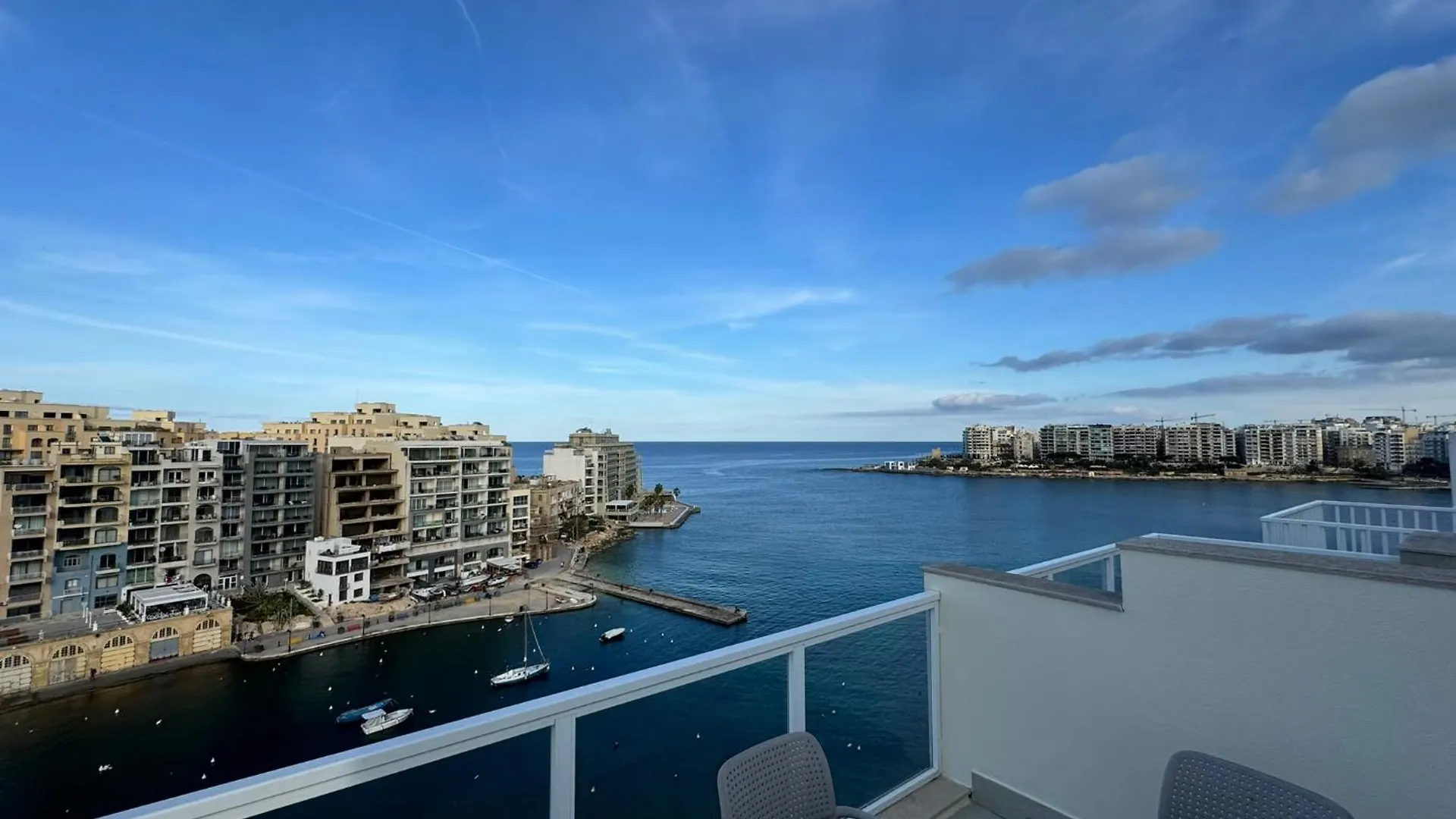 Giuliani Seafront Penthouse 16 Apartment Saint Julian's